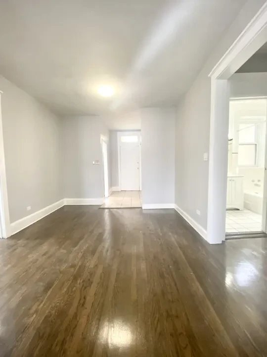 Foto del edificio - 1251 W Rosemont Ave