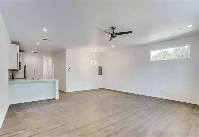 Foto del edificio - 3275 Dallas St