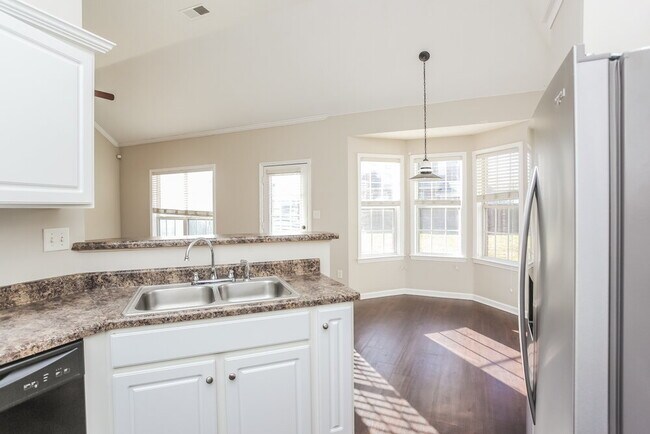 Foto del edificio - 8249 White Wing Ln