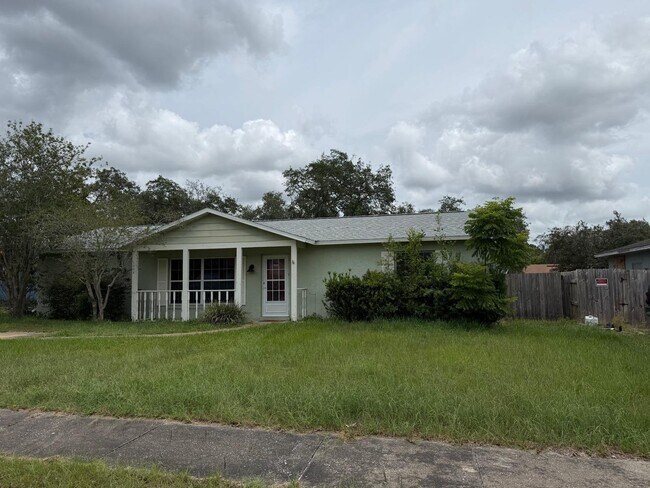 Building Photo - 1006 Wyoming Ct