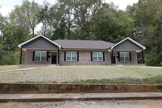 Building Photo - 159 Wade Ln