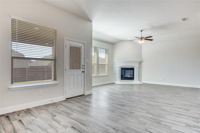 Foto del edificio - 14829 Complacent Way