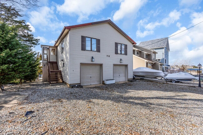 Building Photo - 78 Tall Timber Dr