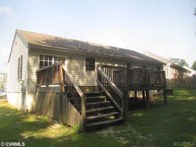 Building Photo - 5605 Lake Crest Way