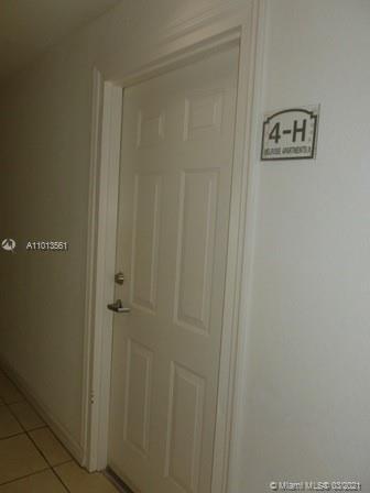 Foto del edificio - 2536 NW 24th St