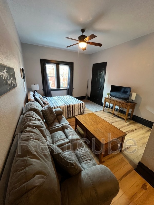 Building Photo - 247 W 11th St