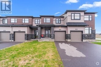 Building Photo - 45 Finglas Ct
