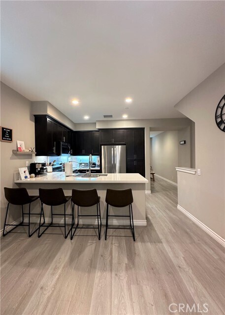 Foto del edificio - 5861 Rostrata Ave