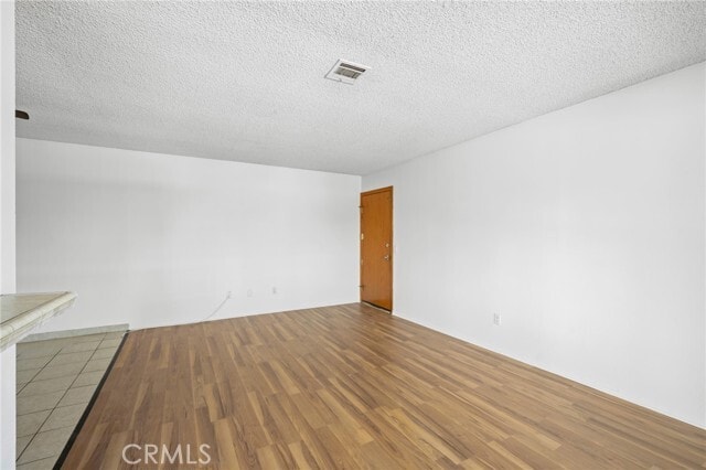 Building Photo - 16226 Vanowen St