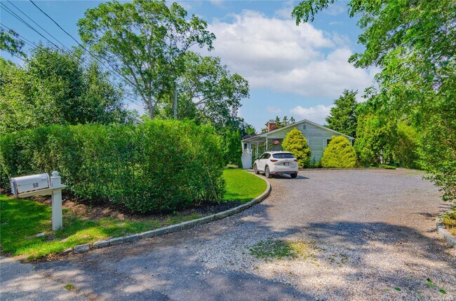 Building Photo - 50 Meeting House Rd