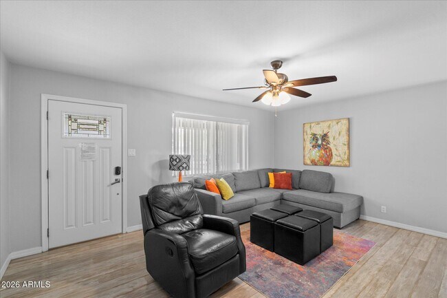 Foto del edificio - 7419 E Belleview St