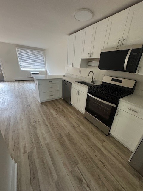 Building Photo - Chestnut Court Apartments