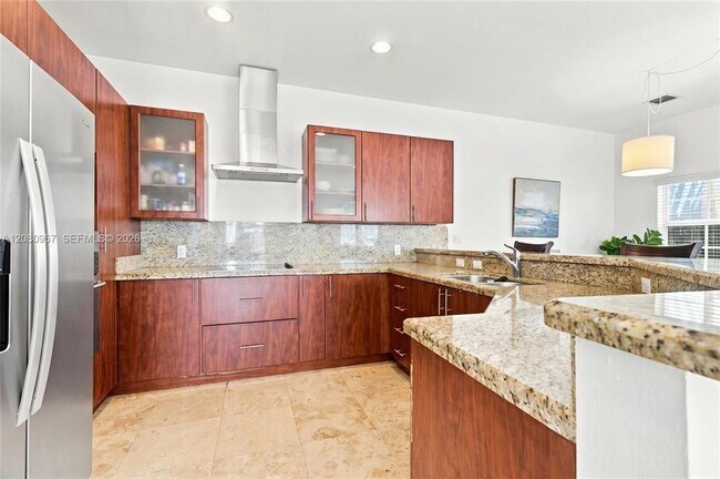 Foto del edificio - 913 SW 8th St