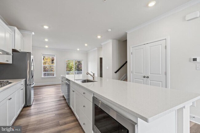 Foto del edificio - 1722 Water Xing Rd