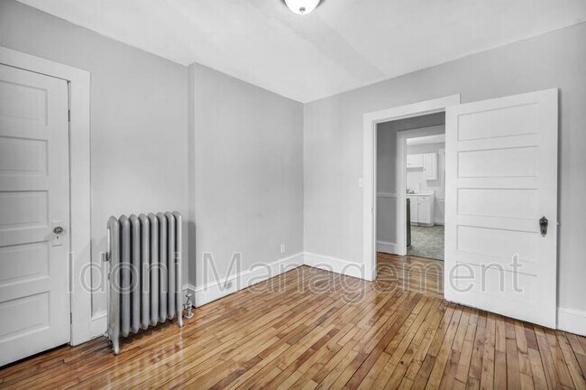 Building Photo - 12 Ridgefield St