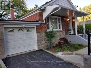 Building Photo - 5 Aylesford Dr