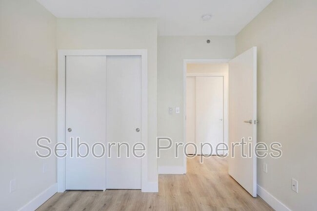 Building Photo - 1401 Jackson St