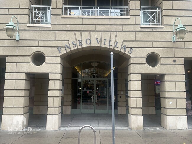 Building Photo - 130 E San Fernando St