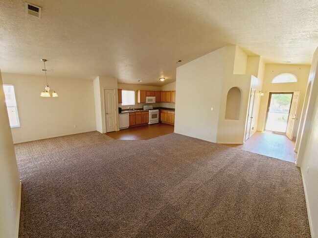 Foto del edificio - Cute 3 bed 2 bath home in Huning Ranch