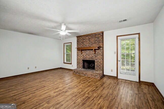 Building Photo - 309 Deergrass Trail