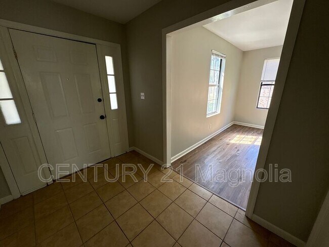 Foto del edificio - 2737 Royal St