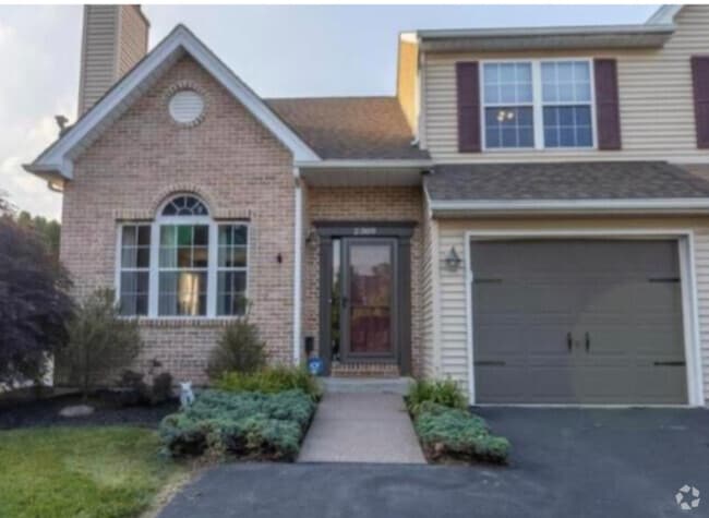 Building Photo - 2309 Red Maple Dr