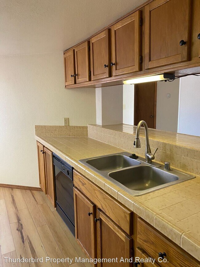 Foto del edificio - 3 br, 2 bath House - 5215 Overlook