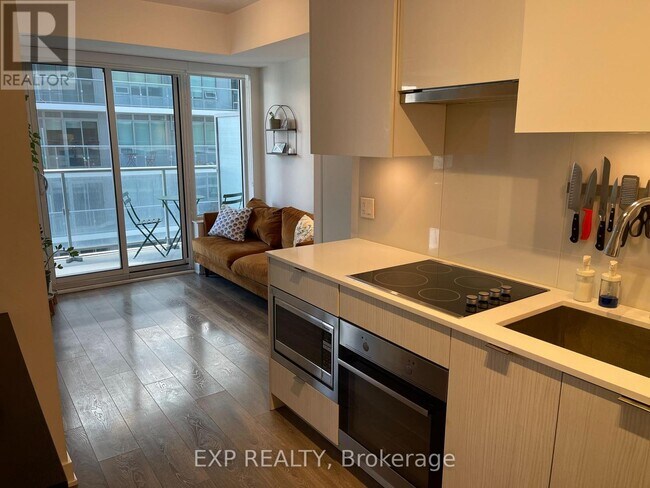 Photo du bâtiment - 195 Redpath Ave