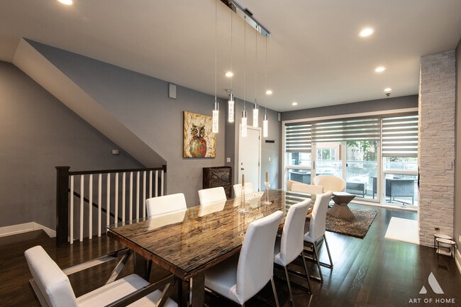 Foto del edificio - 1465 W Erie St