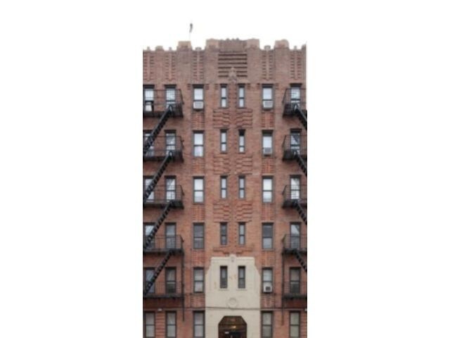 Primary Photo - 1214 E 12th St