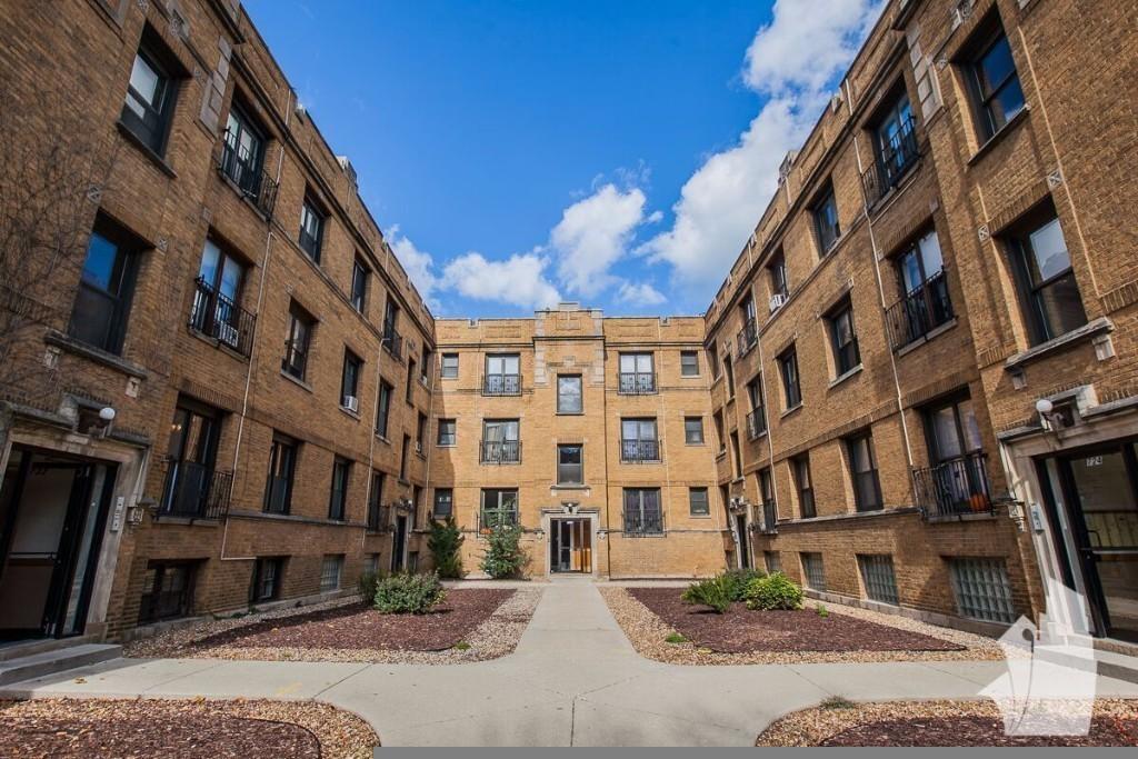 Foto principal - 1 bedroom in Chicago IL 60657