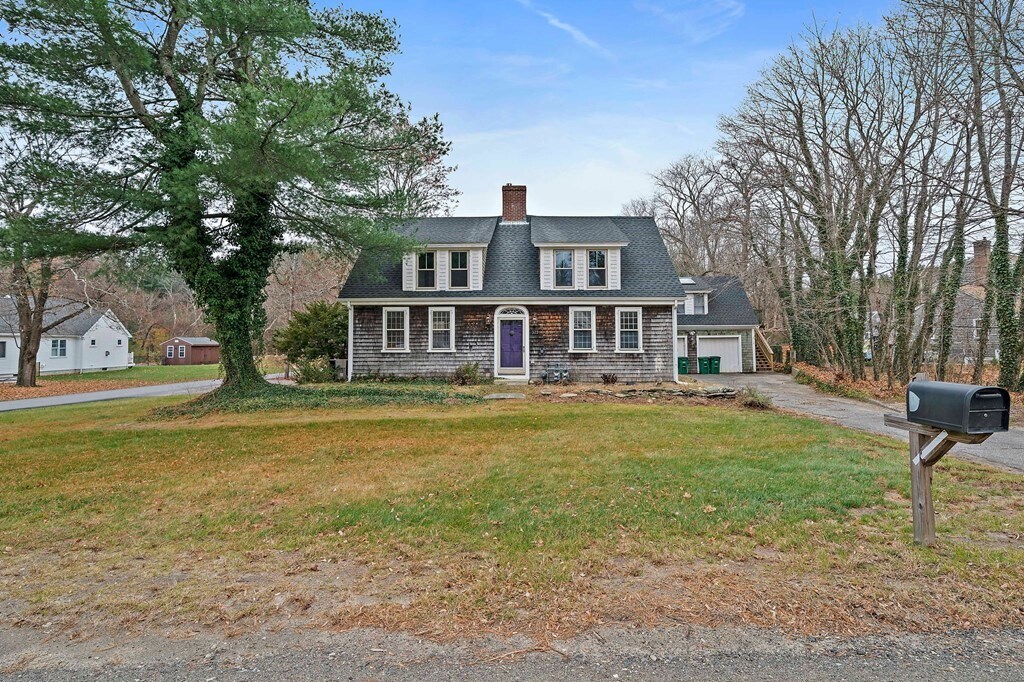 Primary Photo - 525 Mattakeesett St