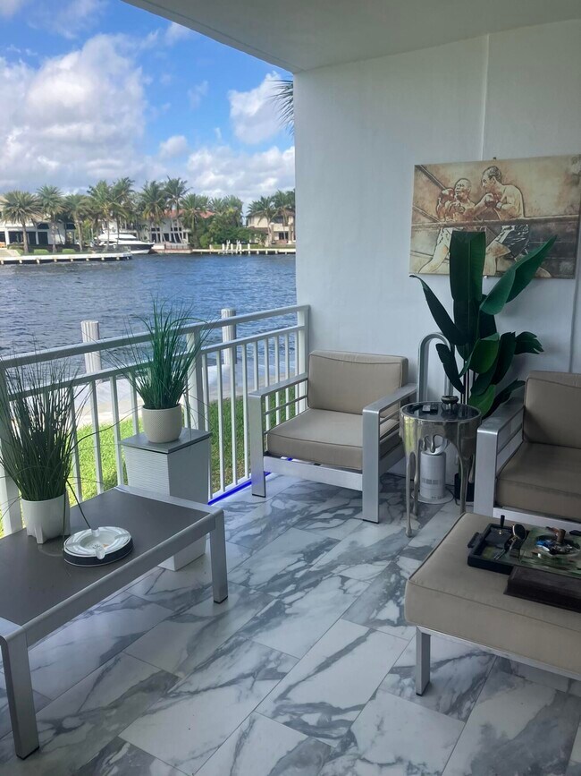 Foto del edificio - 3114 S Ocean Blvd