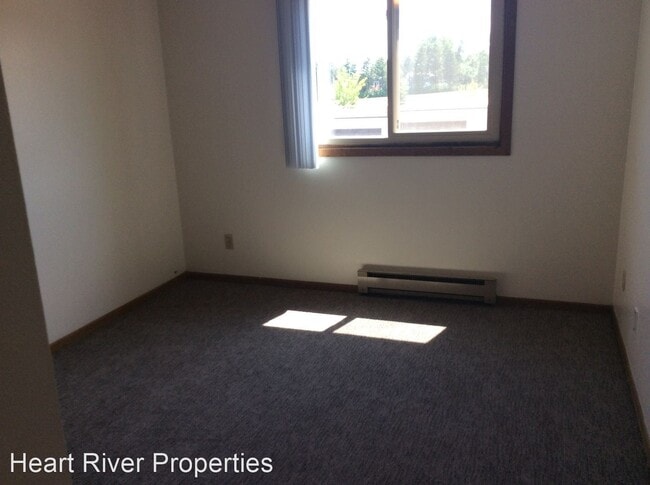 Building Photo - 1425 14th St W