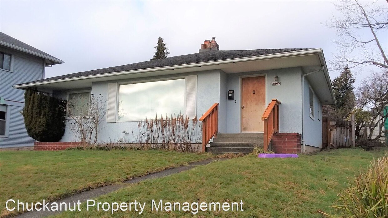 Primary Photo - 2 br, 1 bath House - 2845 Broadway St.