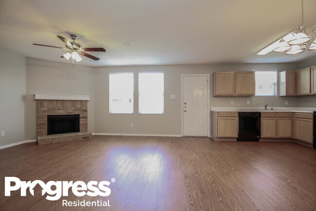 Foto del edificio - 906 Springfield Dr