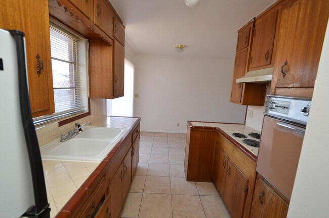 Foto del edificio - 4333 E Bellevue St