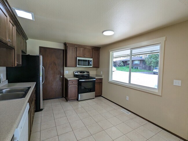 Foto del edificio - 9517-9519 147TH ST CT E