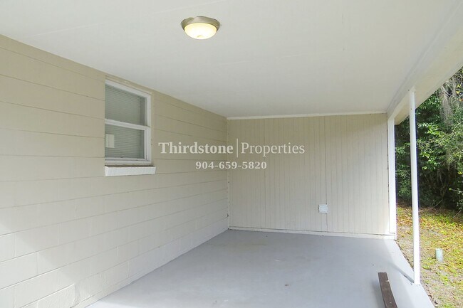 Building Photo - 9021 Castle Blvd, Jacksonville, FL 32208