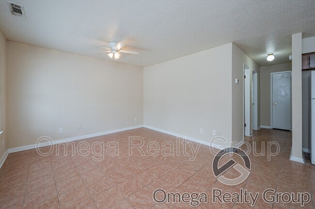 Foto del edificio - 3328 Meridian St N