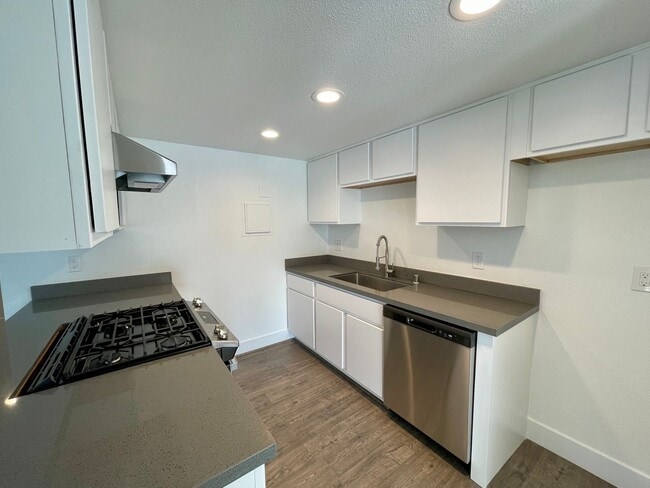 Building Photo - 6609-6611 50th St