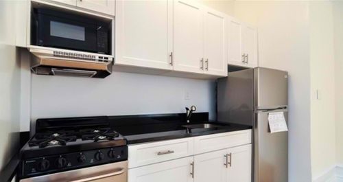 Building Photo - 342 W 55th St
