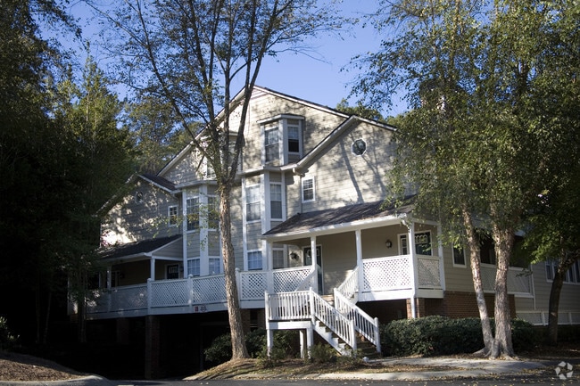 Building Photo - Kinstone Columns Drive