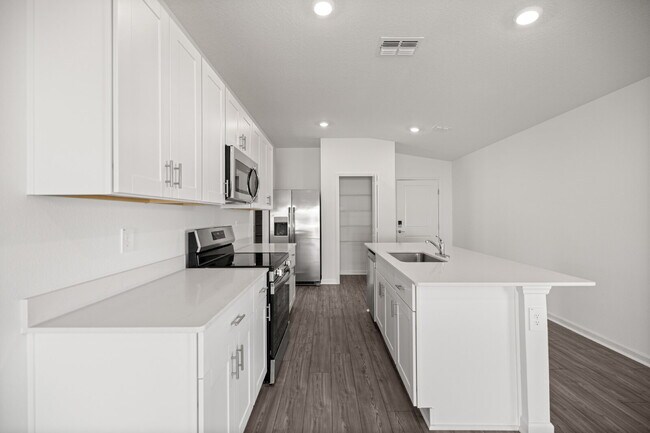 Foto del edificio - 3 Bedroom Home in NE Ocala – Available Early September!