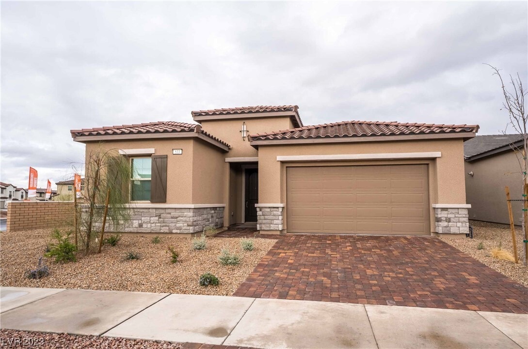 533 Cadence Vista Dr, Henderson, NV 89015 House Rental in Henderson