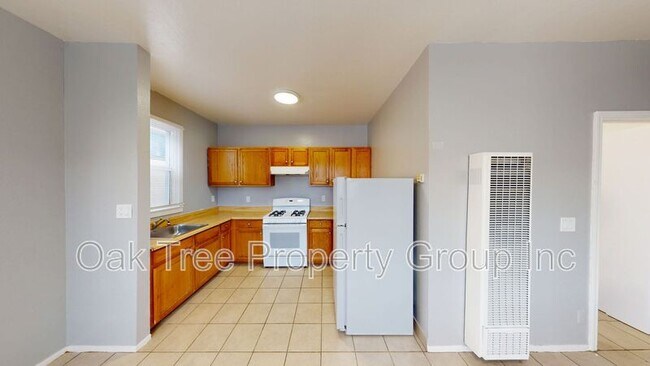 Foto del edificio - 2308 Foothill Blvd