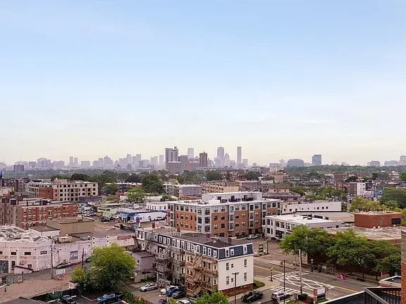 Location - 15 North Beacon St