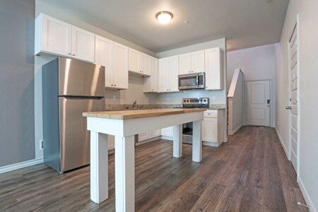 Foto principal - 3323 Brambleton Hill Pl