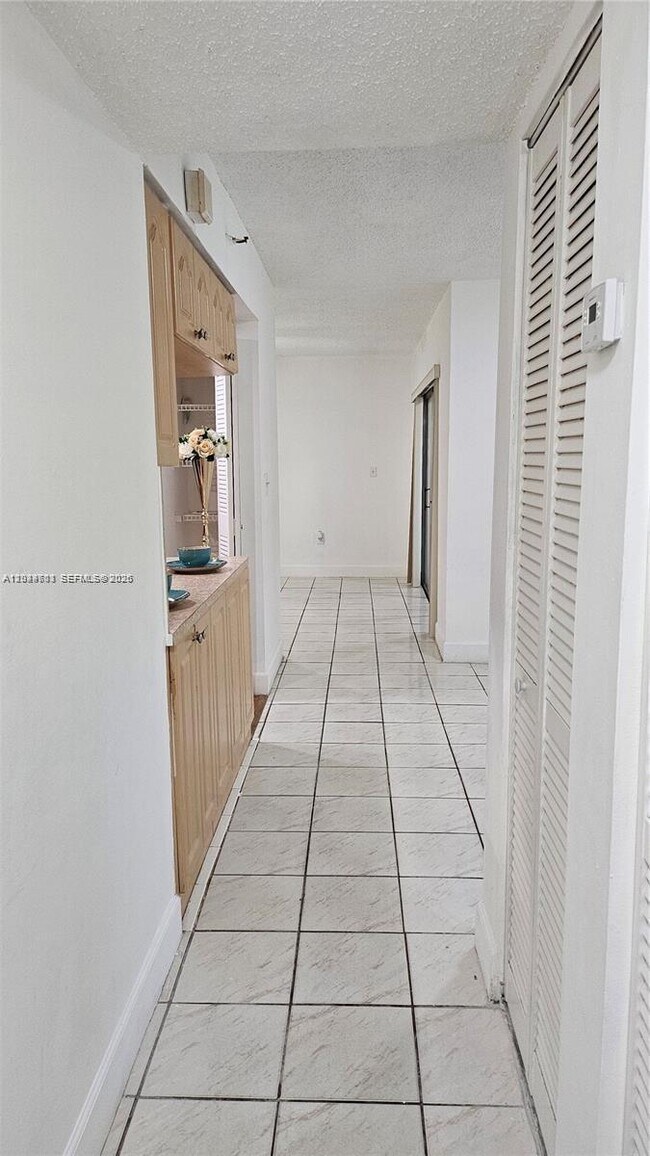 Foto del edificio - 10641 SW 108th Ave
