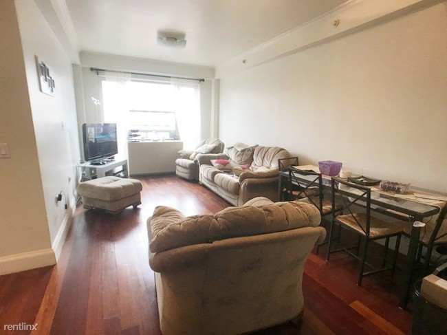 Building Photo - 143 Saint Nicholas Ave